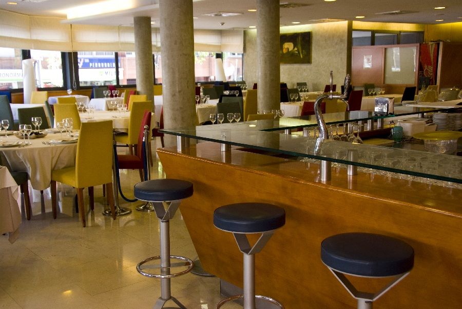 丝尔肯旗下维拉多麦酒店 巴塞罗那 餐厅 照片